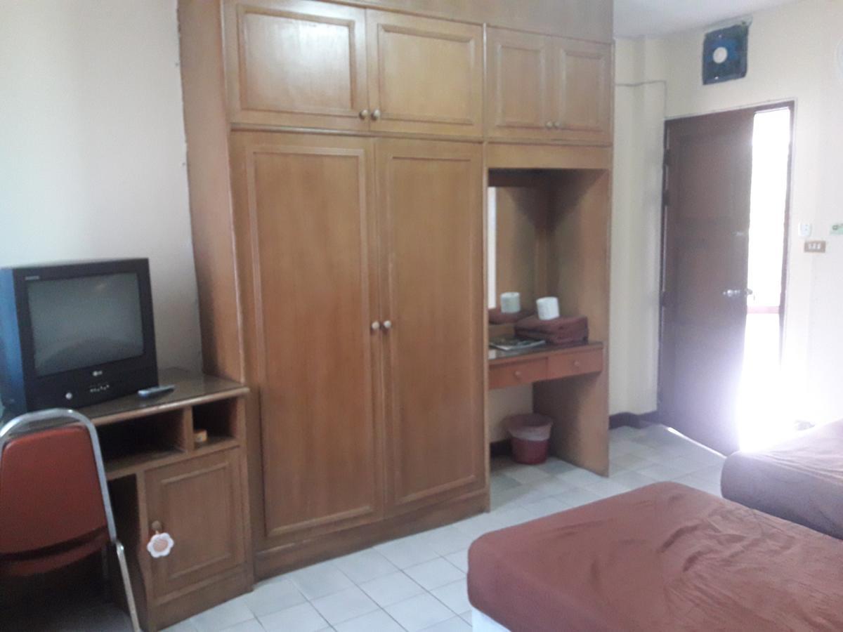 Inter Inn Hotel Chiang Mai Bagian luar foto