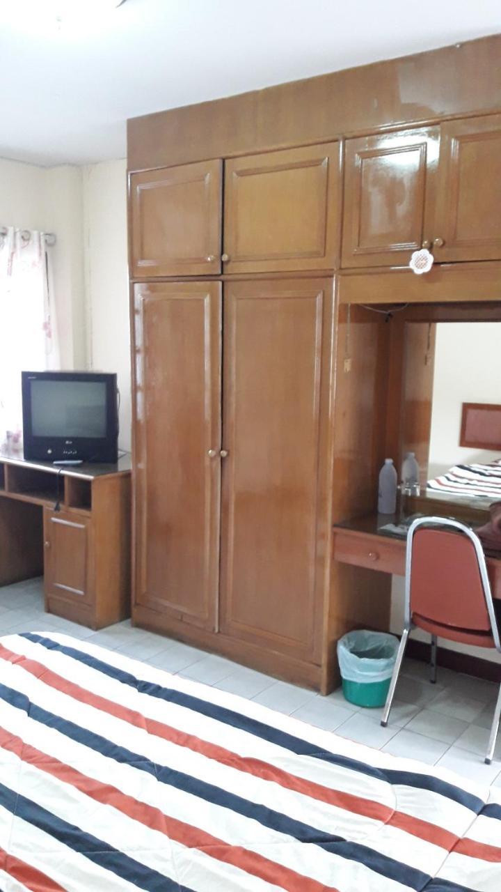 Inter Inn Hotel Chiang Mai Bagian luar foto