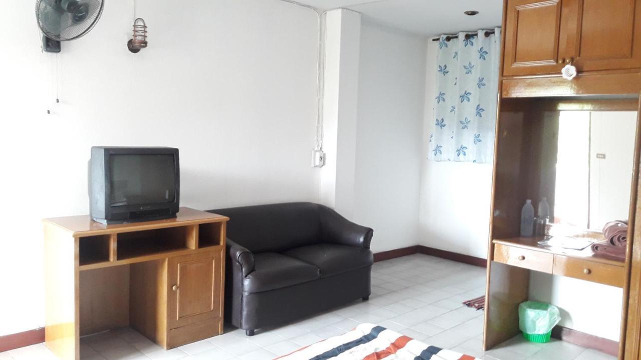Inter Inn Hotel Chiang Mai Bagian luar foto